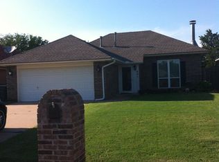 401 W 10th St, Edmond, OK 73003
