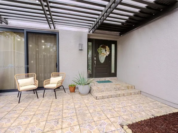 11354 NW 16th St, Pembroke Pines, FL 33026