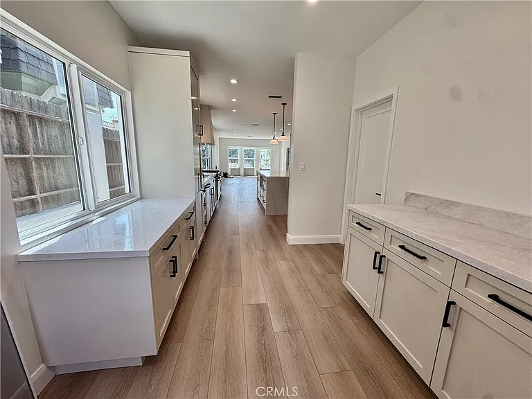 108 S Guadalupe Ave — Photo 15