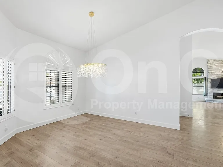 401 S Tiago Dr — Photo 22