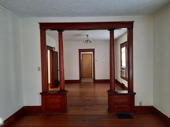 3rd image of 1605 S 12th St #1