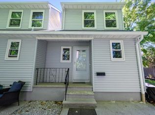 49 School St #49, Clark, NJ 07066