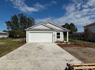 24 Lansdowne Ln, Palm Coast, FL 32137