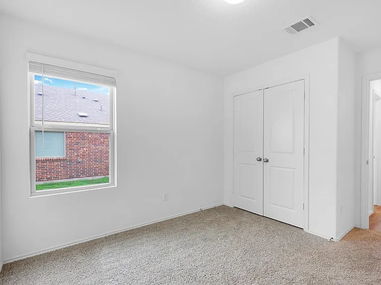 21409 Resource Rd — Photo 19