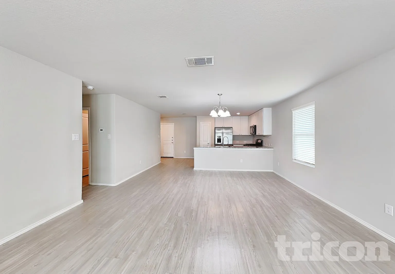 5542 Basil Chase Converse TX — Photo 3