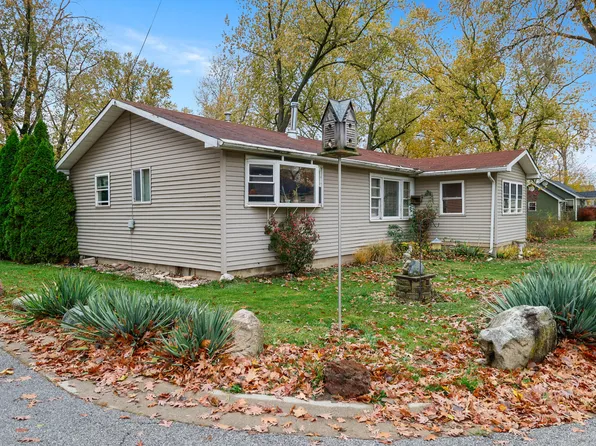 13428 Knight St, Cedar Lake, IN 46303
