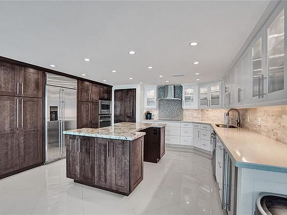 3rd image of 4100 Galt Ocean Dr APT 1510