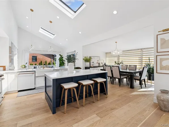 164-53 85th Street image 11 of 40