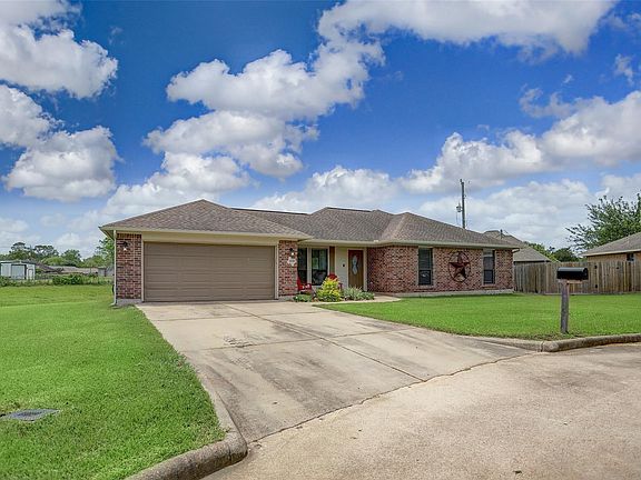 2nd image of 4118 Twin Dr E