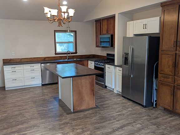 5th image of 1003 Crystal River Rd
