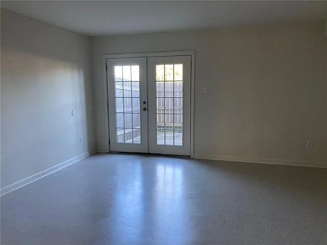 3 bed, 2.0 bath, 1250 sqft, $1,595 — Photo 4