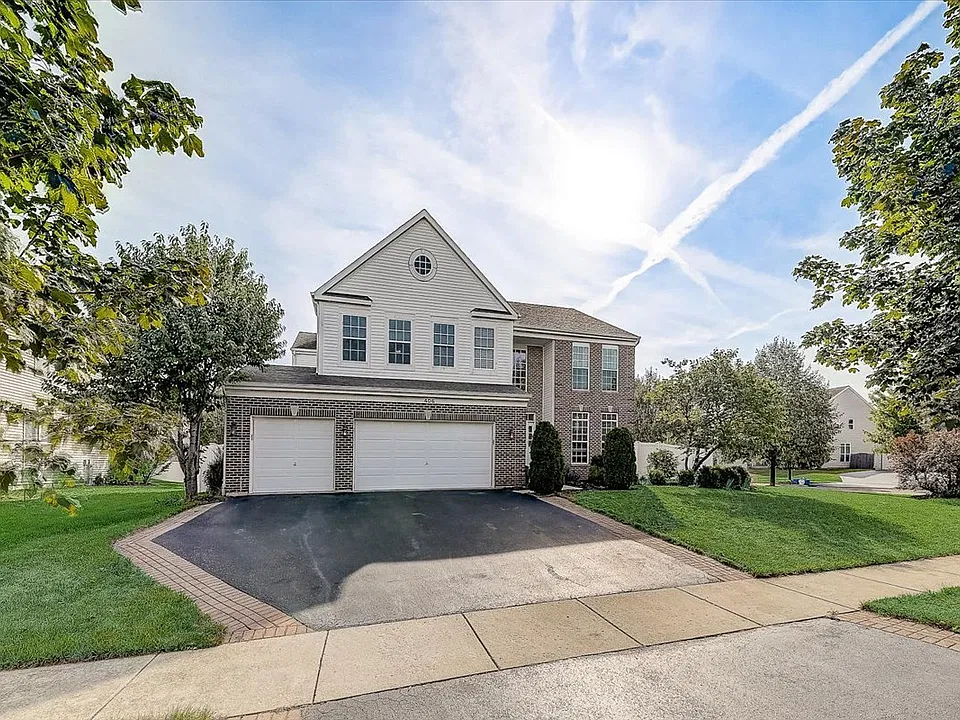 406 Aviary Ln