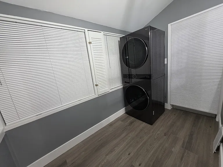 3324 NE 73rd Ave — Photo 12