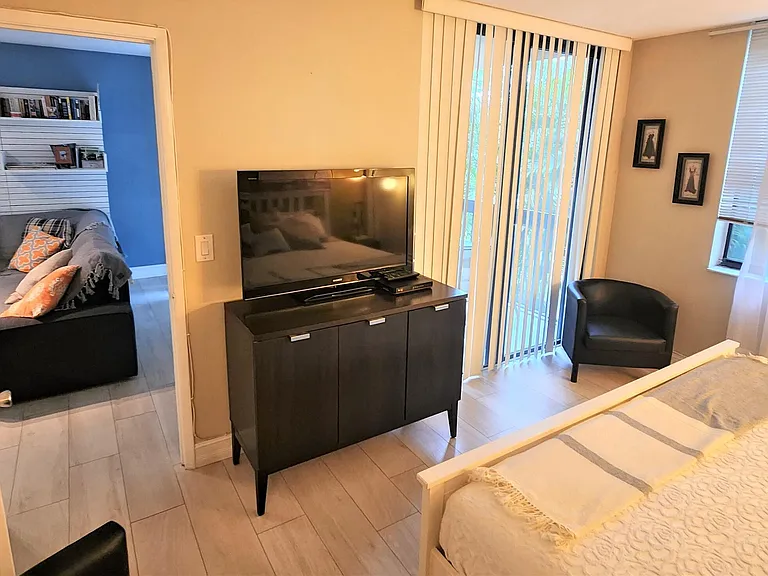 600 Egret Cir #7201 — Photo 10