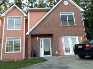 3460 Estate Lake Dr, Fairburn, GA 30213