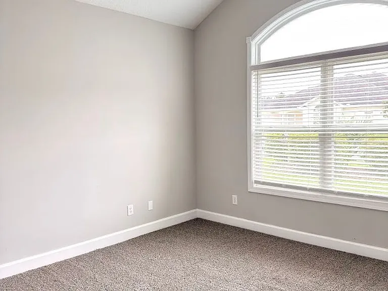 167 Austin Ryan Dr — Photo 4