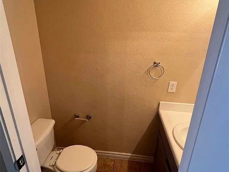 914 Scarlet Ridge Dr — Photo 12