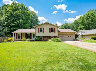 7626 Red Fox Dr, Youngstown, OH 44512