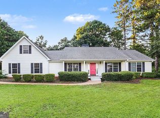 84 Hidden Lakes Ct, Newnan, GA 30263