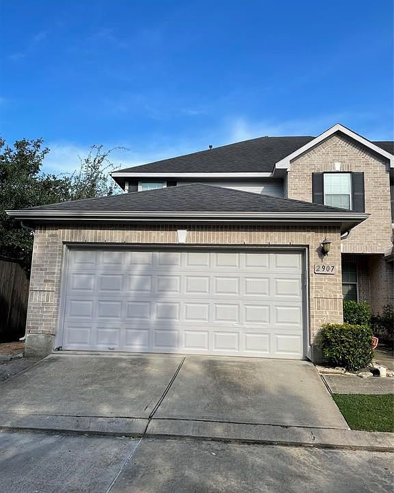 1st image of 2907 Meadowglen Crst