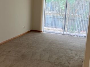 9955 S Cicero Ave APT 302, Oak Lawn, IL 60453