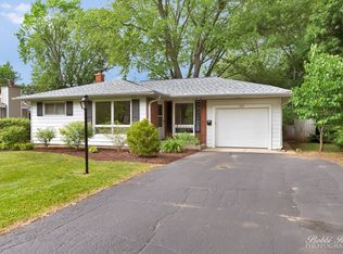 220 Union St, Crystal Lake, IL 60014