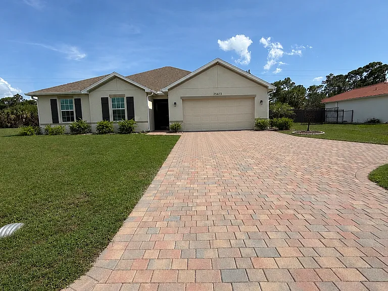 25613 Prada Dr — Photo 1