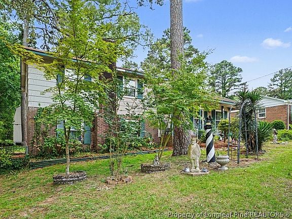 3rd image of 736 Rockwood Dr