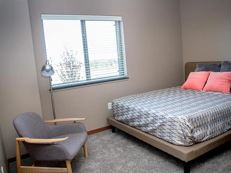 The Flats at 84 — Photo 132