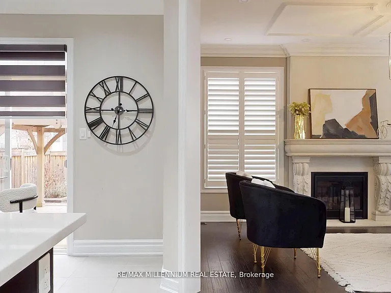 51 Kincardine St — Photo 11