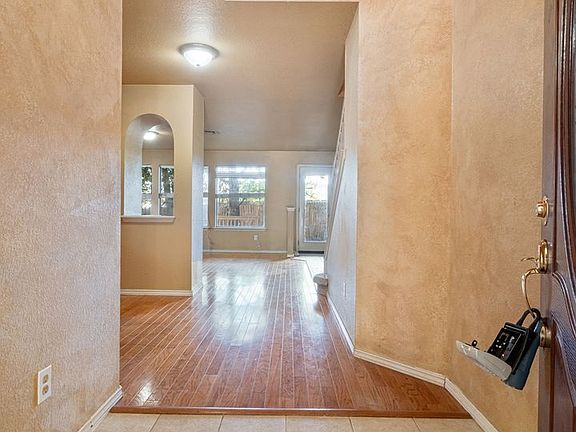2nd image of 1716 Candelaria Mesa Dr