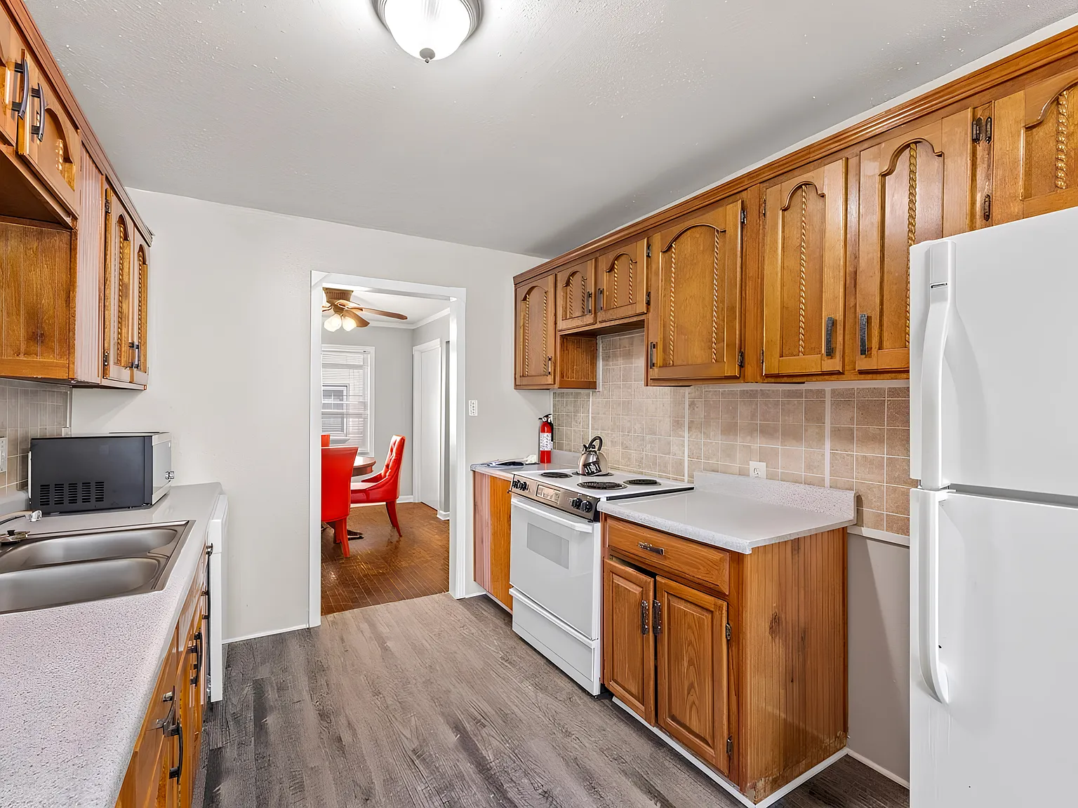 4 bed, 4.0 bath, 2656 sqft, $663 — Photo 3