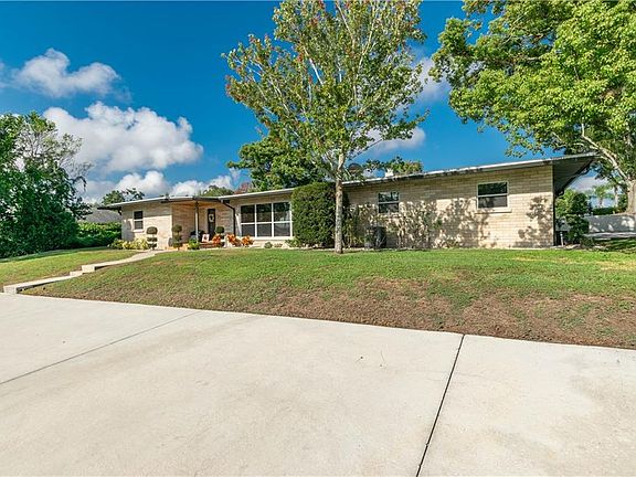 4th image of 1201 W Lake Otis Dr SE