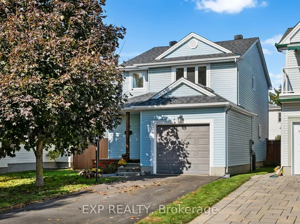 32 Peacock Cres S, Ottawa, ON K2J 3P6
