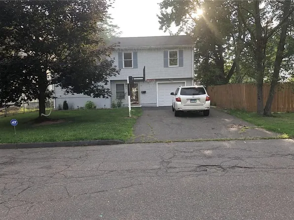 11 Almeda Ave, West Hartford, CT 06110