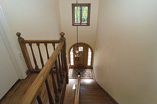 2nd image of 119 Sterling Ln