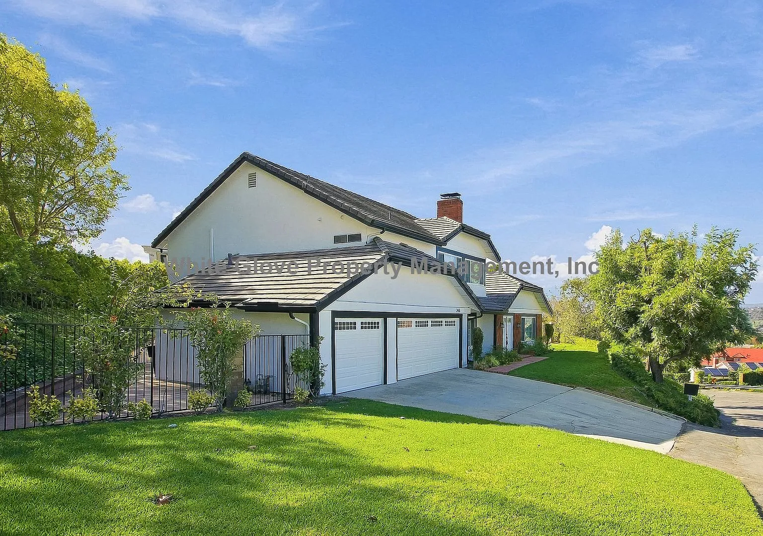 4-Bedroom Anaheim Hills Home with Loft, Pool, Spa & 3-Car Garage — Photo 1