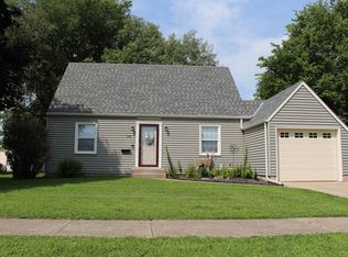 506 S 10th St, Sac City, IA 50583