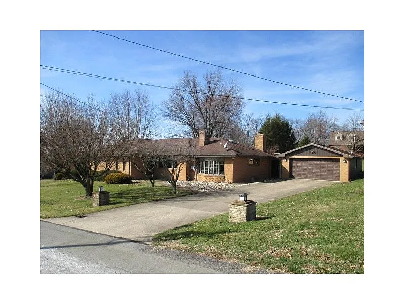 442 Smith St photo 1