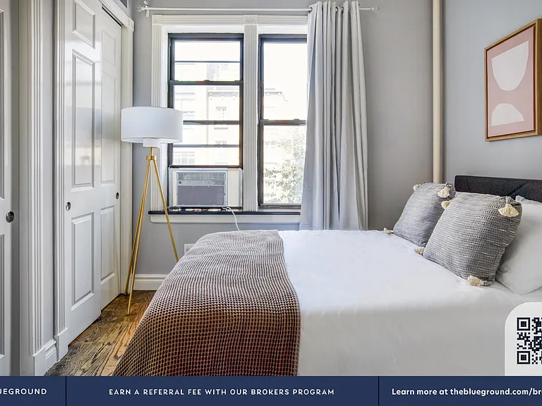234 W 14th St #3E — Photo 9