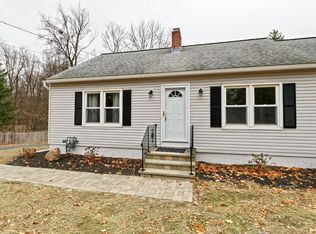 537 Sand Creek Rd, Albany, NY 12205