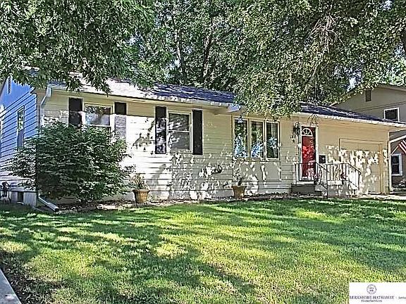 4th image of 3517 S 130th St
