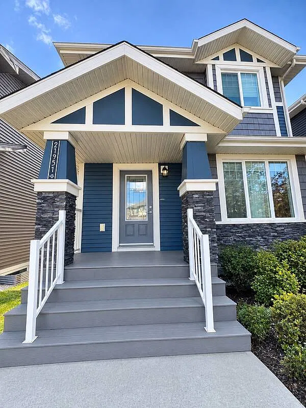 3 bed, 2.5 bath, $2,900 — Photo 1