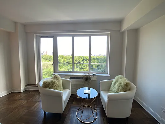 Rented by essential NEW YORK Real Estate | media 16