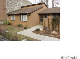 204 Crowfields Dr, Asheville, NC 28803