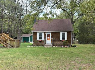 1522 Sports Lake Rd, Columbia, VA 23038