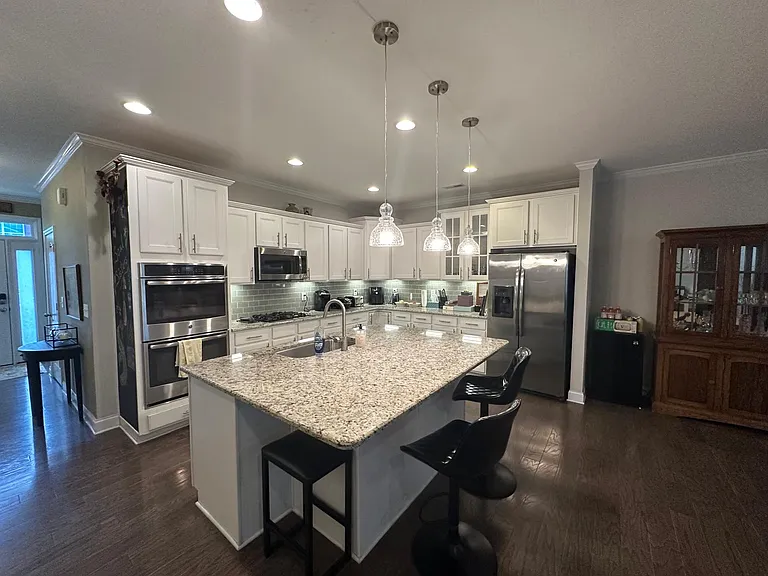 124 Spring Pine Ln — Photo 8
