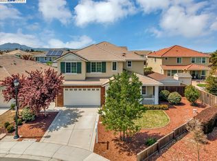 31 Pastoral Ct, Oakley, CA 94561