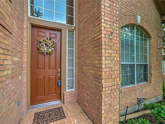 3rd image of 3616 Kimble Dr
