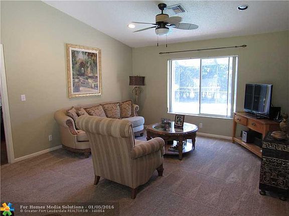 3rd image of 5513 NW 41st Ave